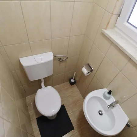 House Tina