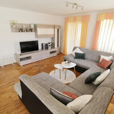 Holiday home House Tina *