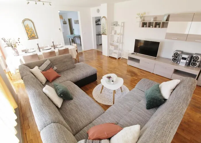 House Tina Vakantiehuis